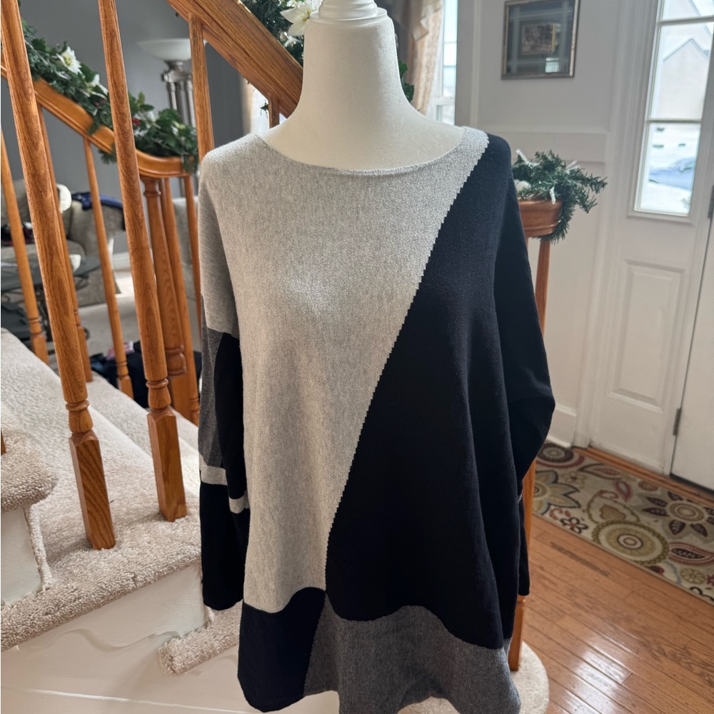 INC International Concepts Black and Gray Women's Sweater